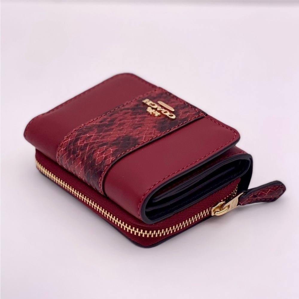 Coach Small Trifold Wallet In Colorblock - Picture 9 of 13